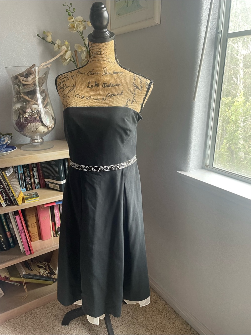 Ann Taylor 100% Silk Strapless Black Cocktail Dress with Beaded Waist, Size 4